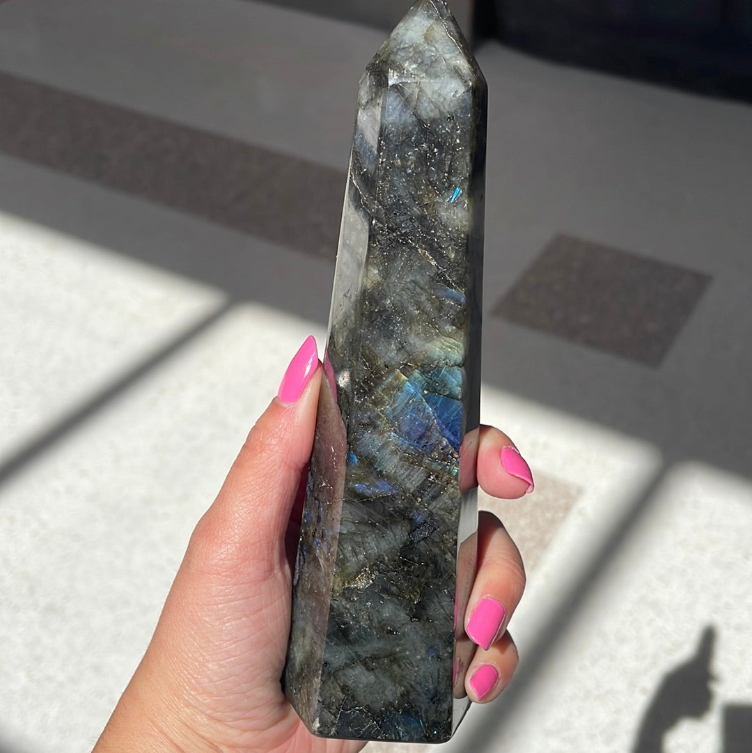 Labradorite point - Rivendell Shop