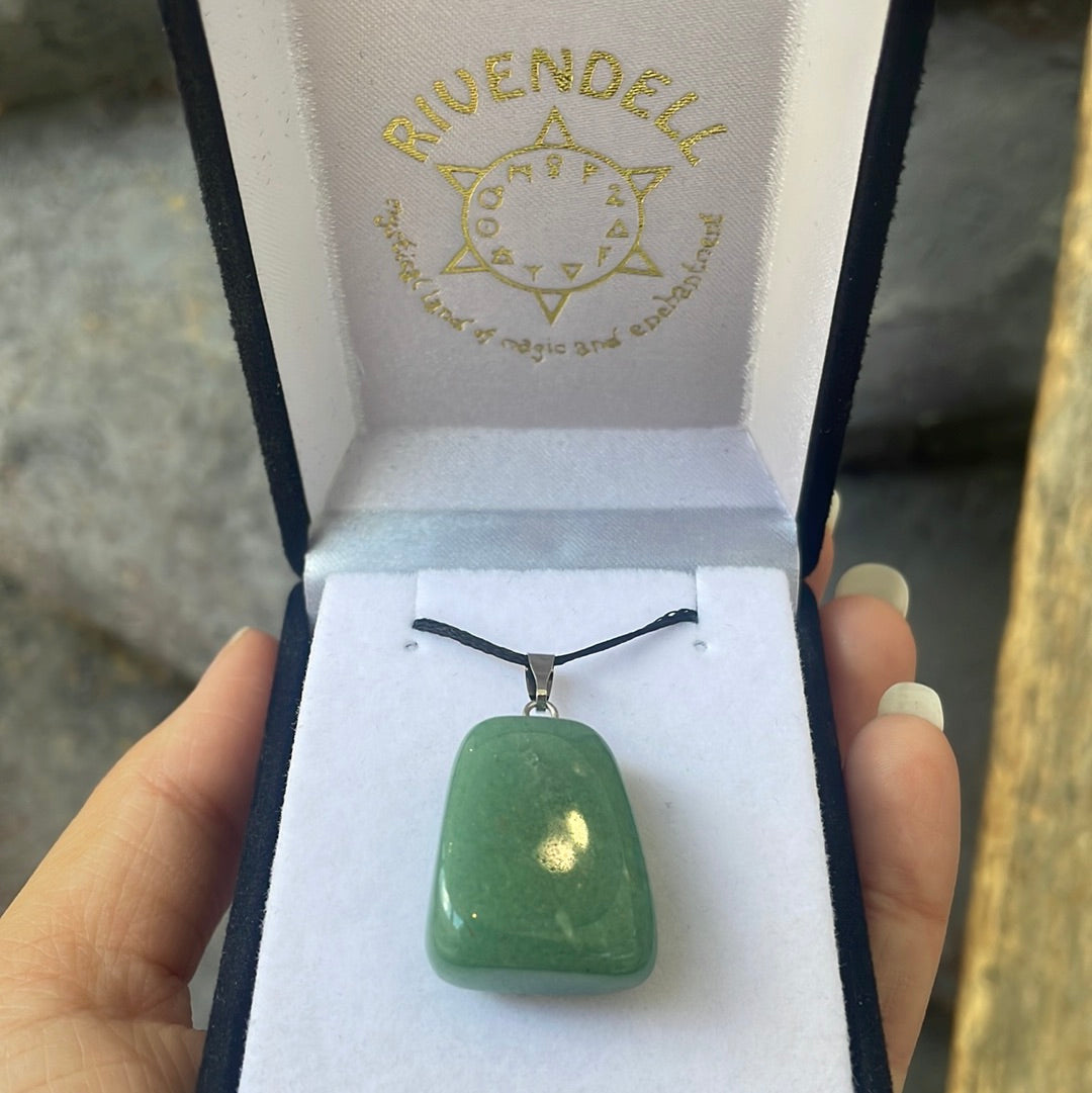 Green aventurine tumble necklace - Rivendell Shop