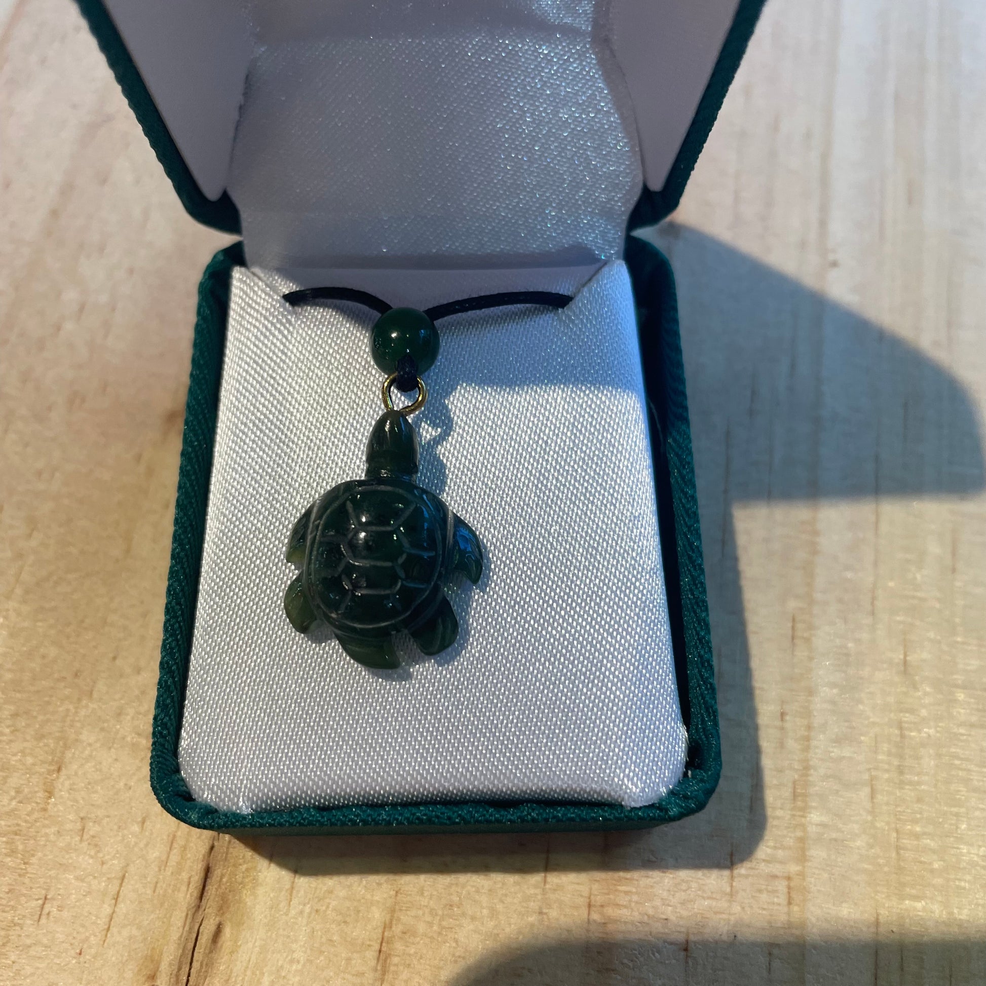 Turtle Pendant 2cm - Rivendell Shop