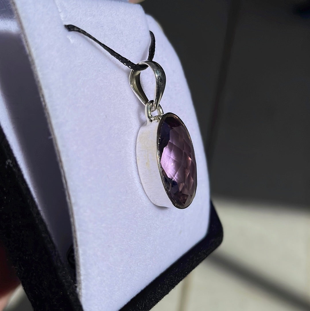 Sterling silver oval amethyst pendant - Rivendell Shop