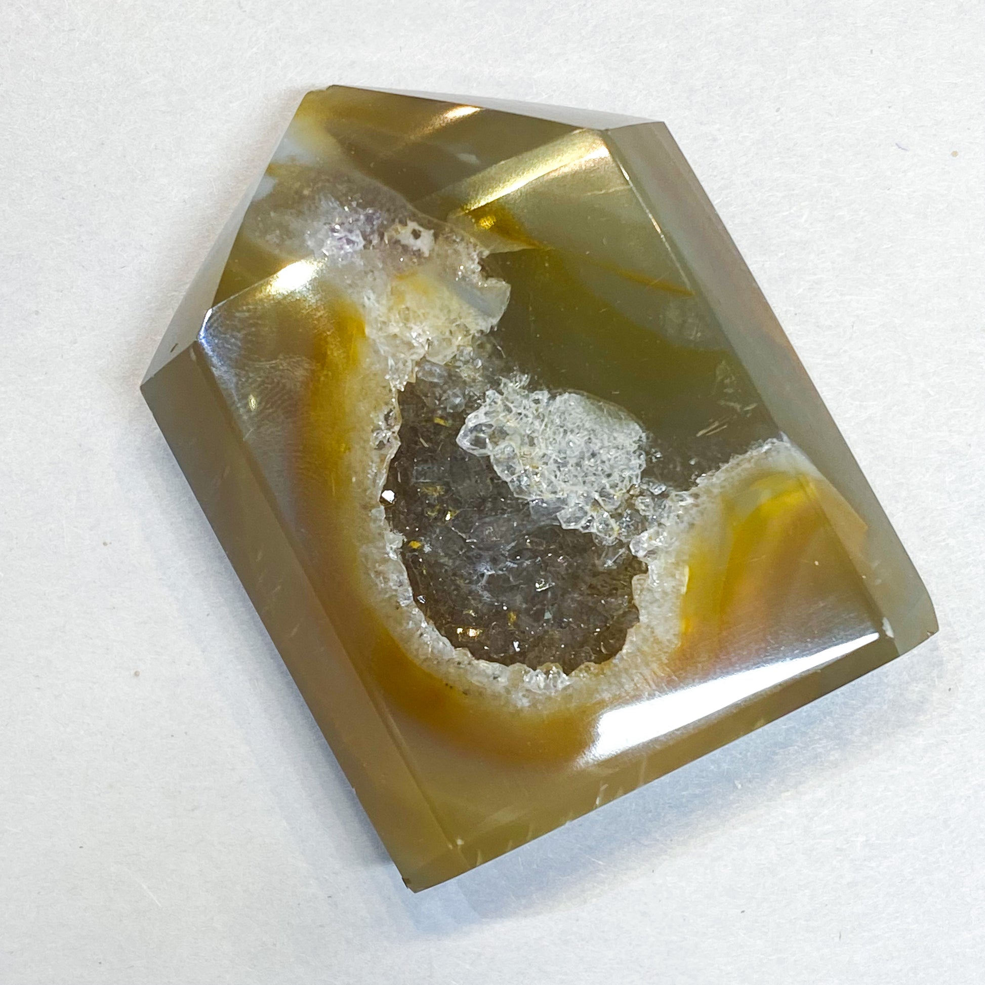 Standing Agate piece - Rivendell Shop